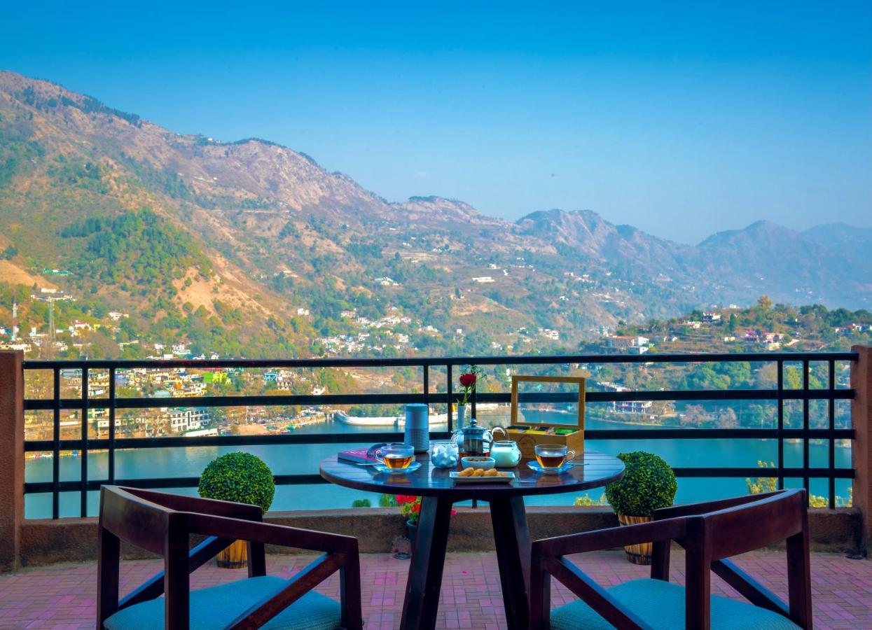 Aparthotel Rosewood Retreat Bhīm Tāl Exterior foto